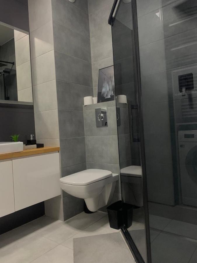 Ekskluzywny Penthouse Z Ogrodem W Centrum Lodzi Exterior photo