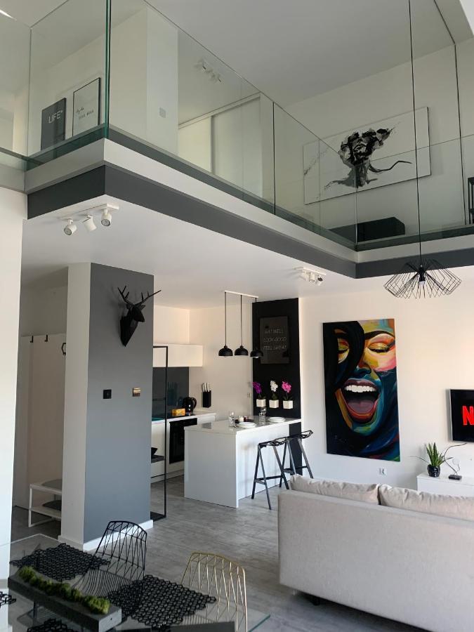 Ekskluzywny Penthouse Z Ogrodem W Centrum Lodzi Exterior photo