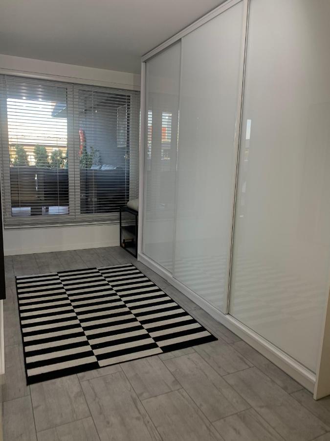 Ekskluzywny Penthouse Z Ogrodem W Centrum Lodzi Exterior photo