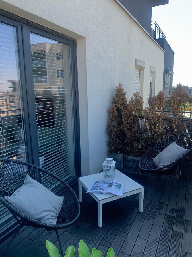 Ekskluzywny Penthouse Z Ogrodem W Centrum Lodzi Exterior photo