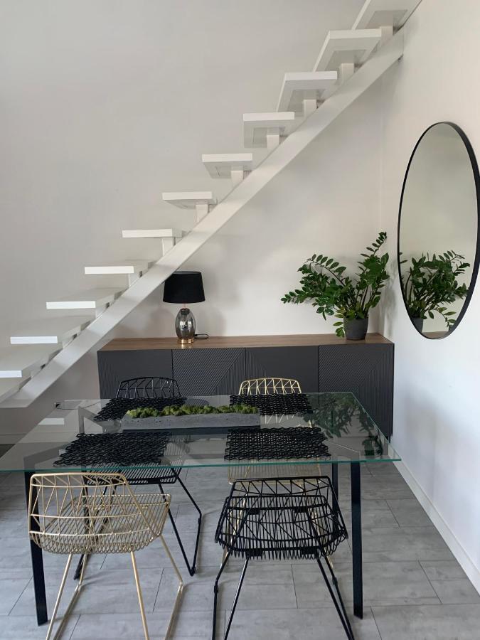 Ekskluzywny Penthouse Z Ogrodem W Centrum Lodzi Exterior photo